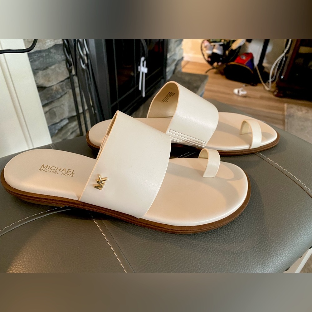 Michael Kors sandals NWOT